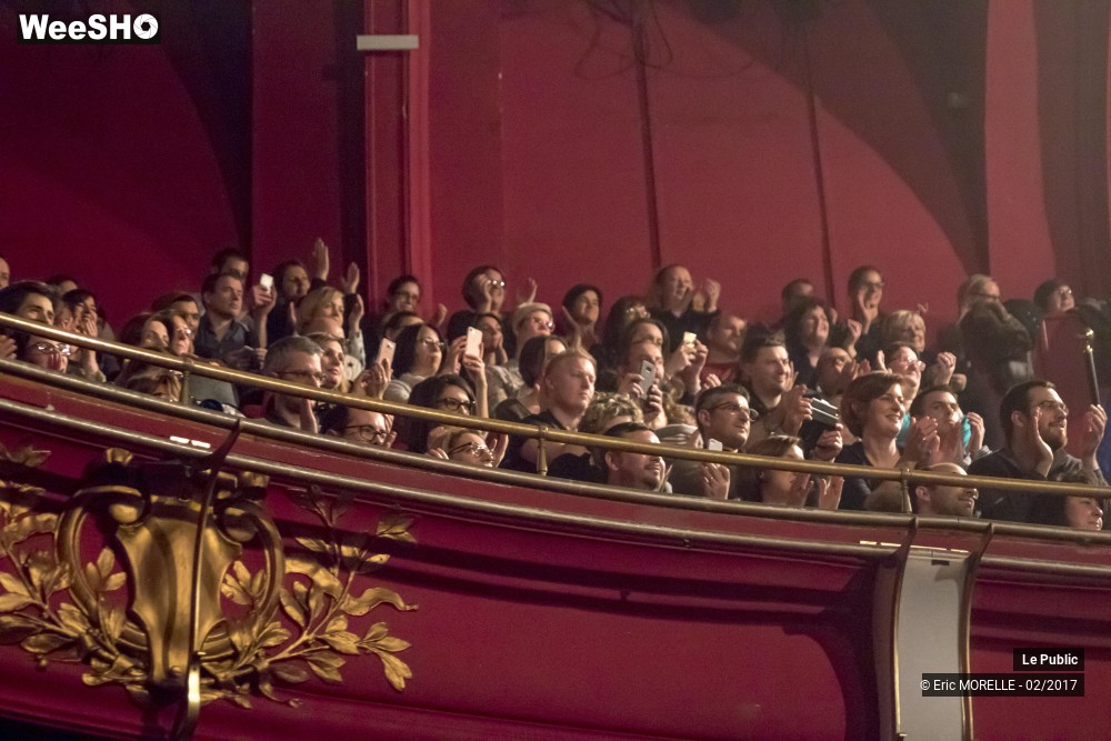 25/50 photos du spectacle Vianney Ambiance