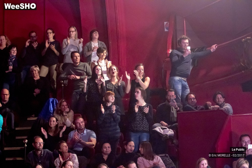 26/50 photos du spectacle Vianney Ambiance