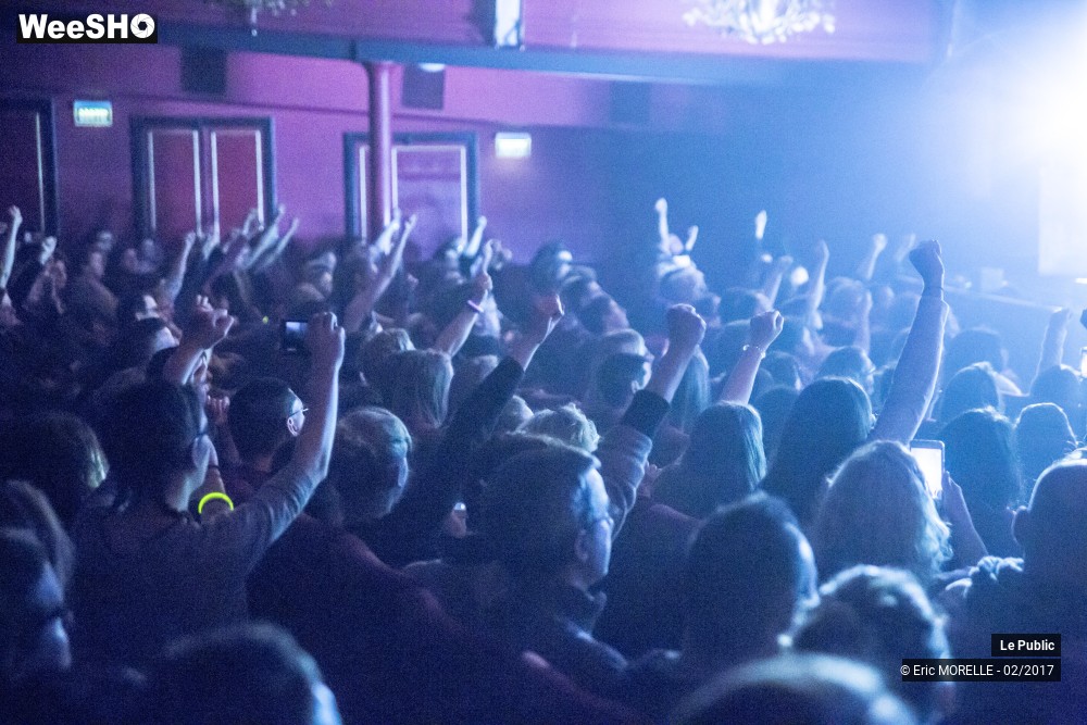 31/50 photos du spectacle Vianney Ambiance