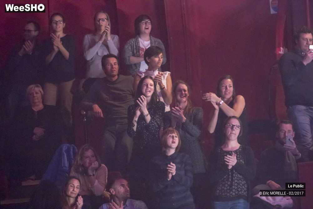 36/50 photos du spectacle Vianney Ambiance