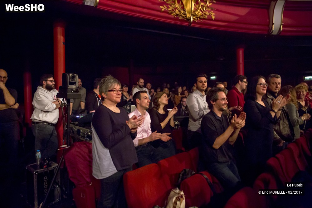 42/50 photos du spectacle Vianney Ambiance