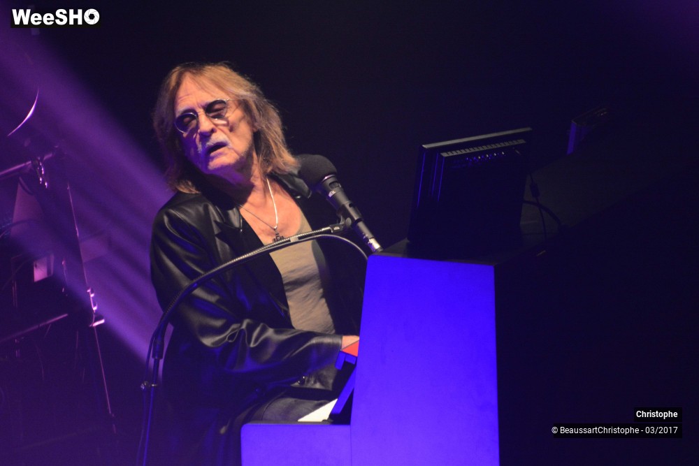 21/26 photos du spectacle Christophe