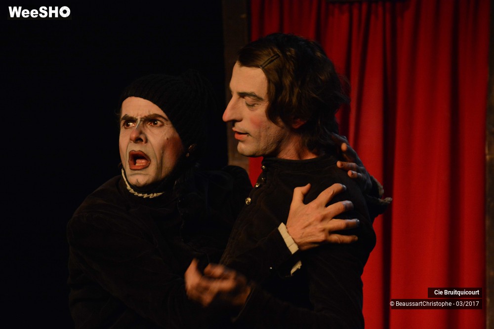 14/44 photos du spectacle Hamlet en 30 minutes