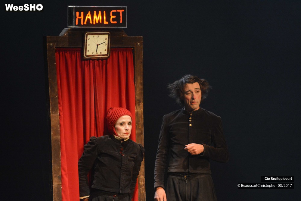 15/44 photos du spectacle Hamlet en 30 minutes