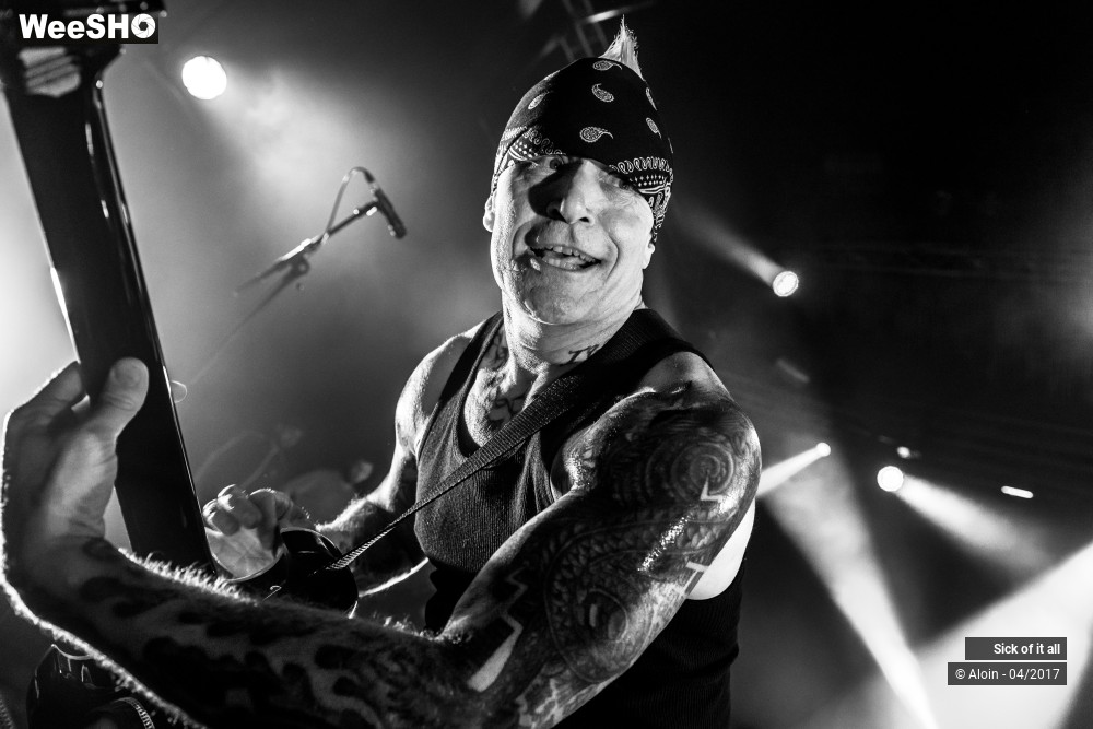 6/10 photos du spectacle Sick of it all