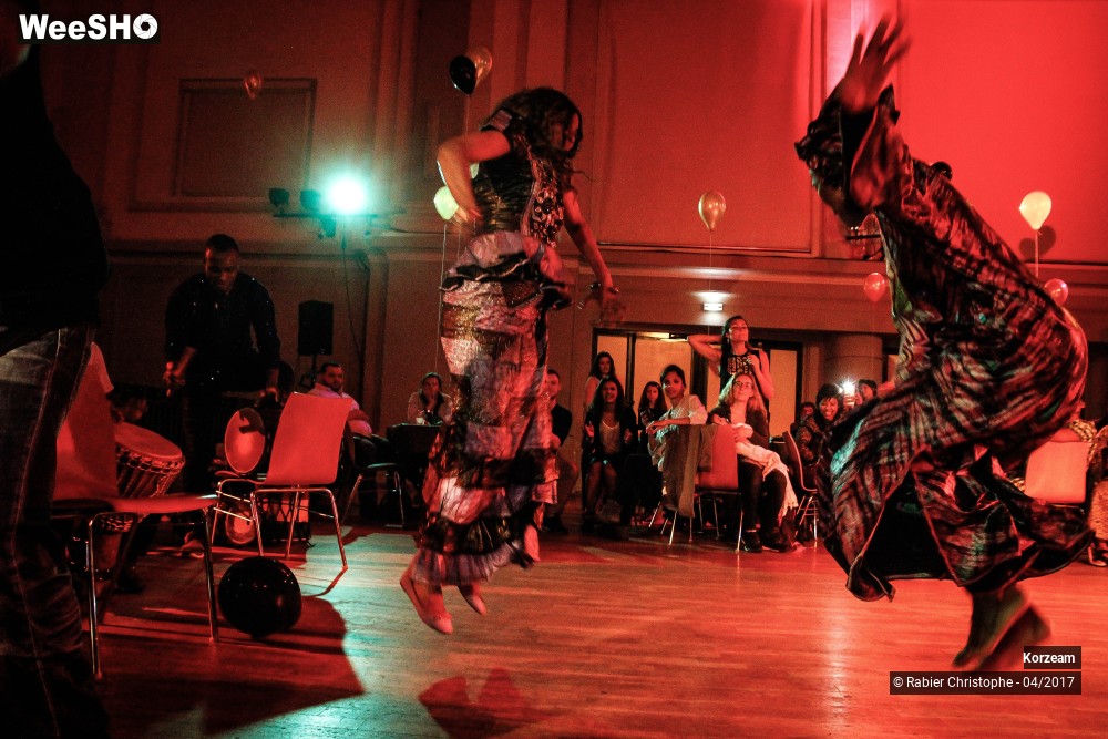 35/54 photos du spectacle Korzeam danse africaine