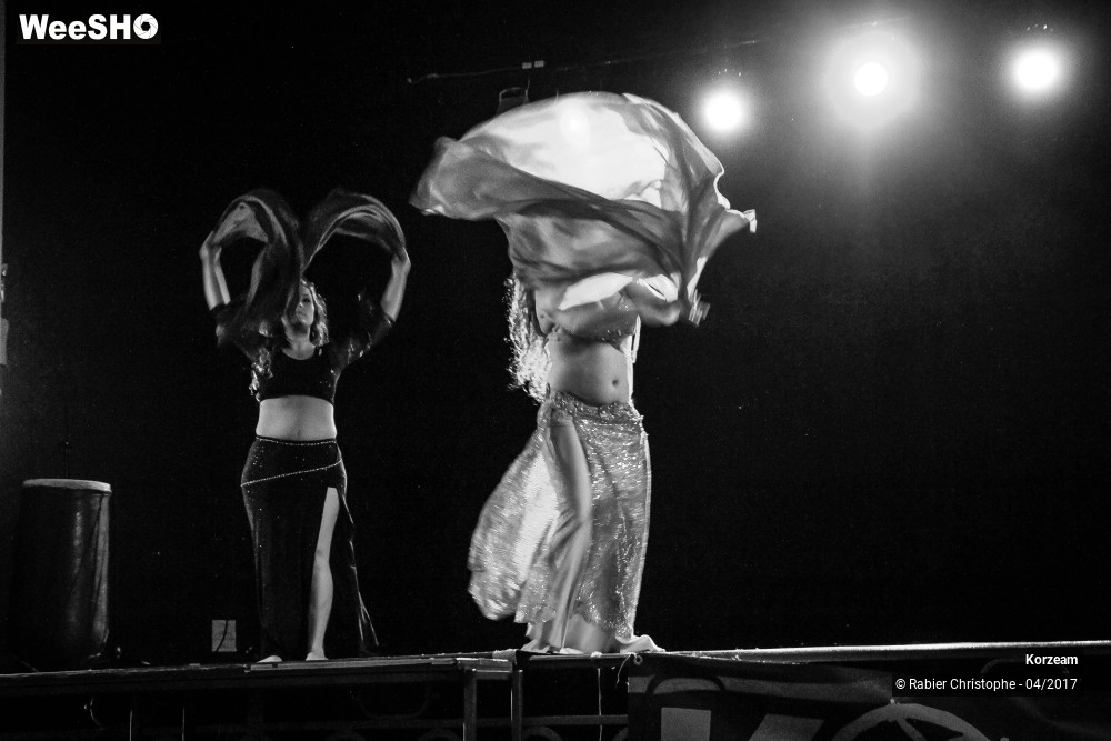 21/21 photos du spectacle Korzeam danse orientale