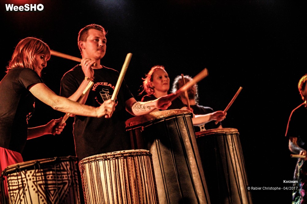 6/50 photos du spectacle Korzeam Dundun dansé