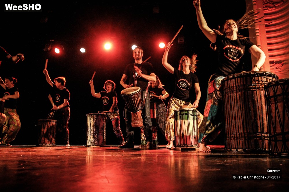 14/50 photos du spectacle Korzeam Dundun dansé