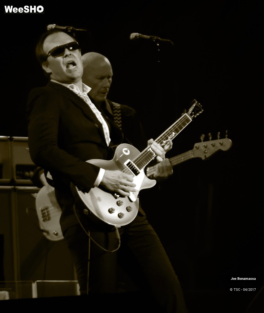 4/20 photos du spectacle Joe Bonamassa