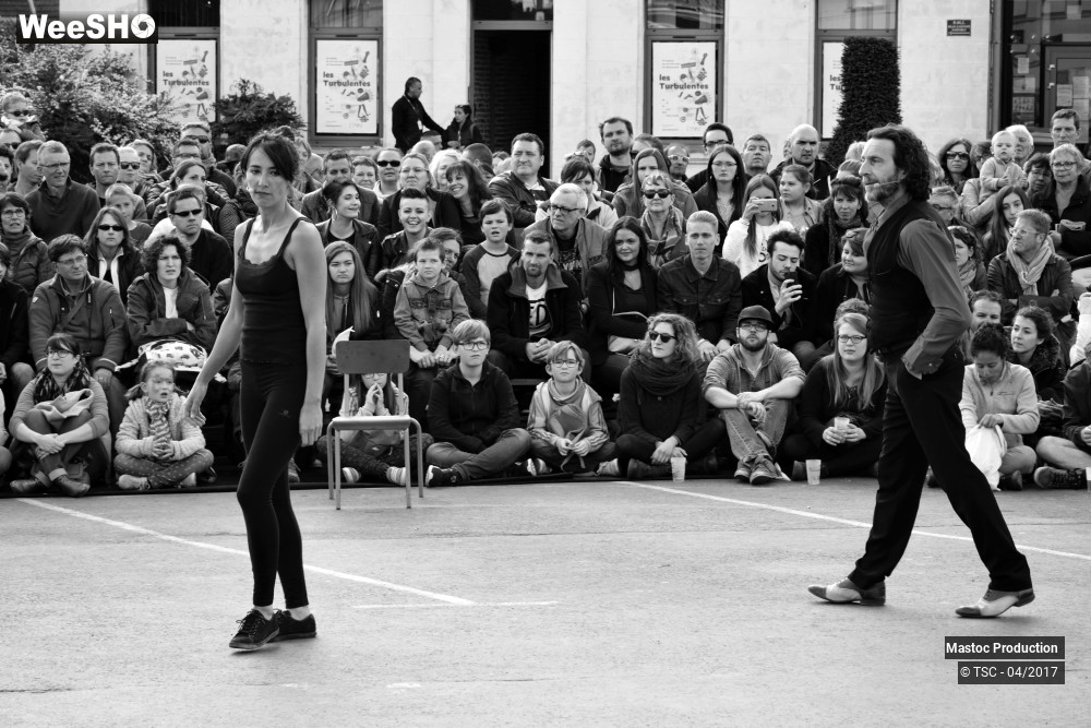 16/30 photos du spectacle Ca va valser !