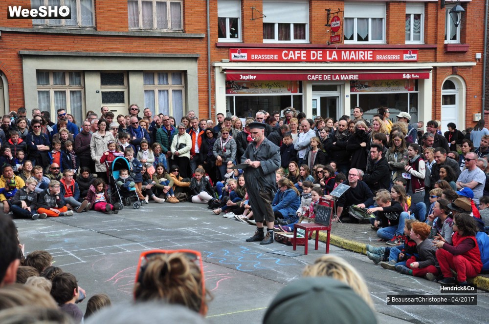 19/22 photos du spectacle Craie de Trottoir