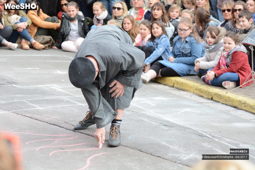 20/22 photos du spectacle Craie de Trottoir