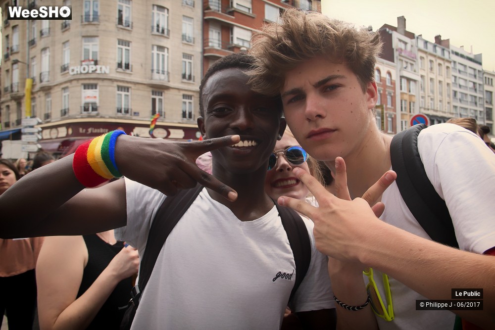 24/48 photos du spectacle Gay Pride