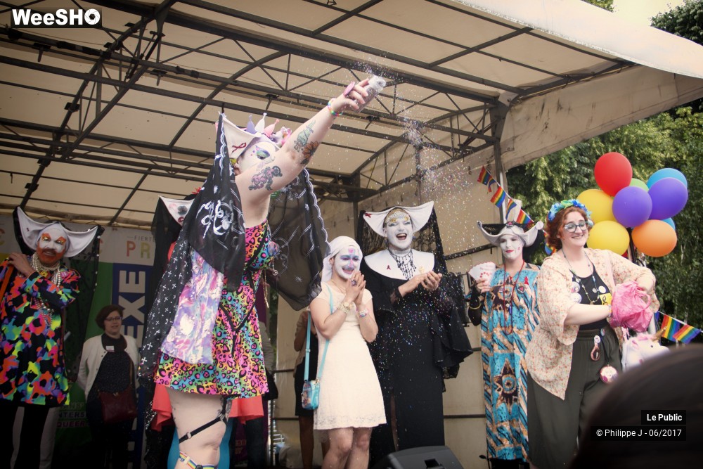 28/48 photos du spectacle Gay Pride