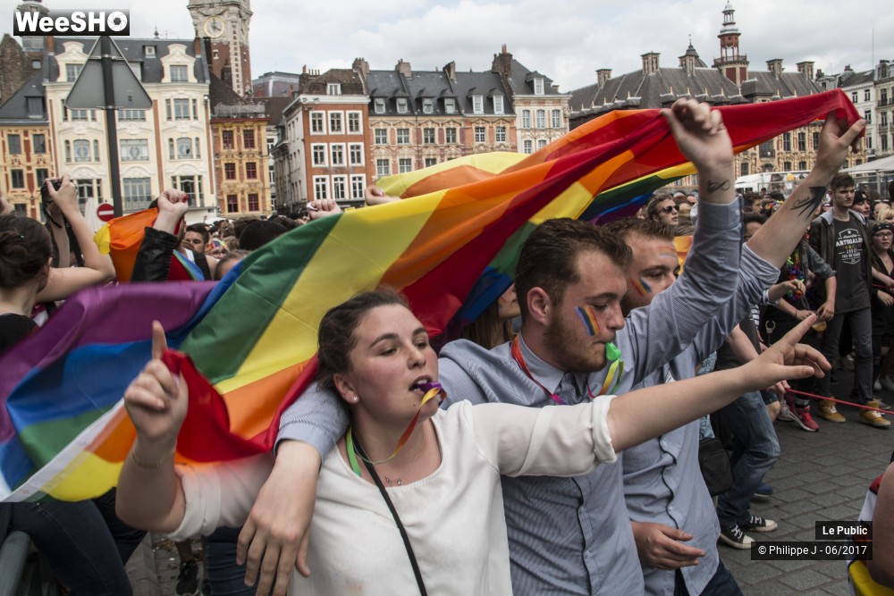 40/48 photos du spectacle Gay Pride