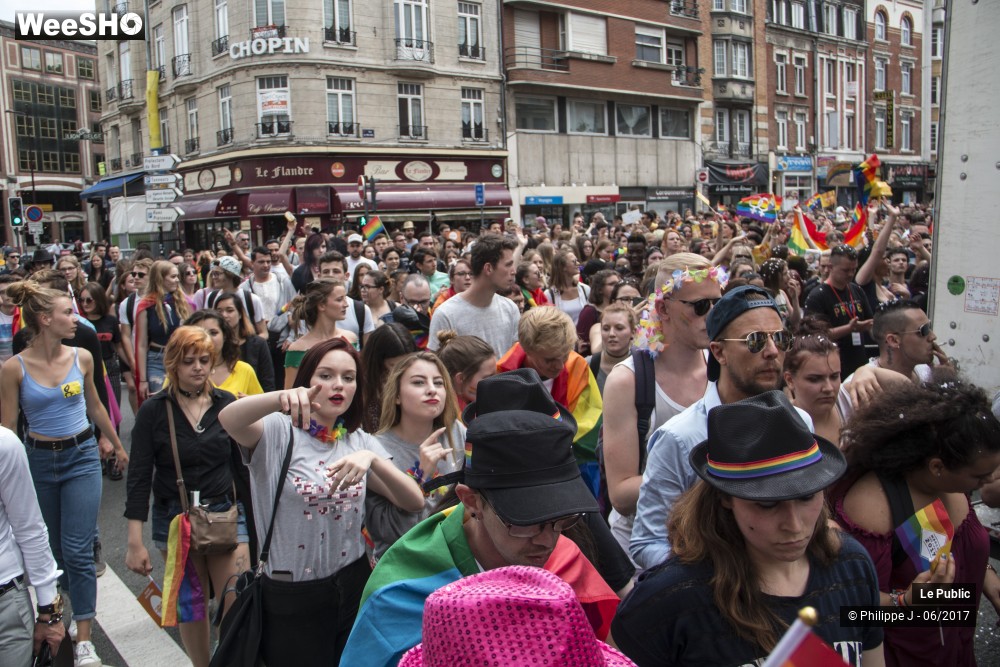 41/48 photos du spectacle Gay Pride