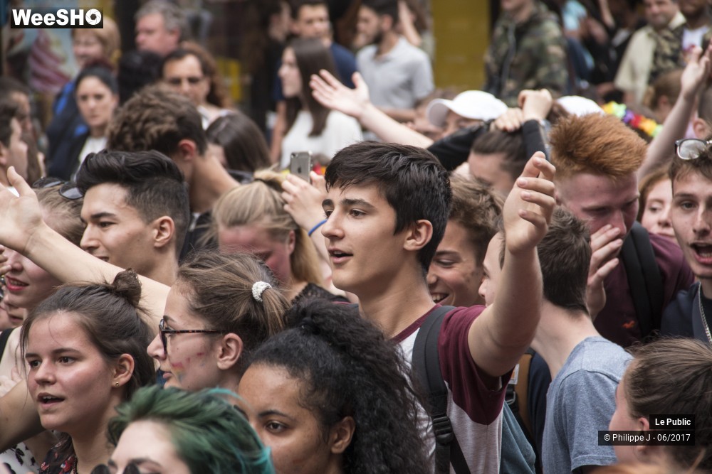 48/48 photos du spectacle Gay Pride