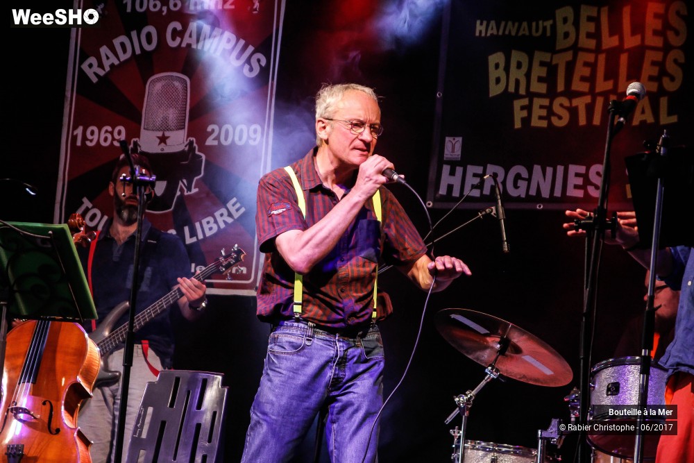 8/24 photos du spectacle Bouteille à la Mer