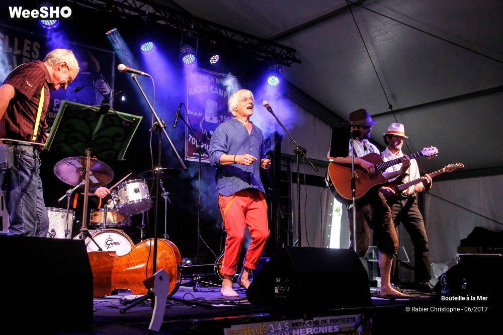 15/24 photos du spectacle Bouteille à la Mer