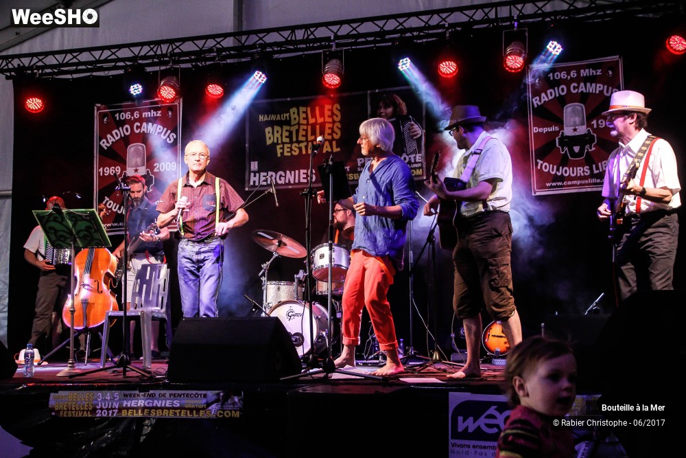 23/24 photos du spectacle Bouteille à la Mer