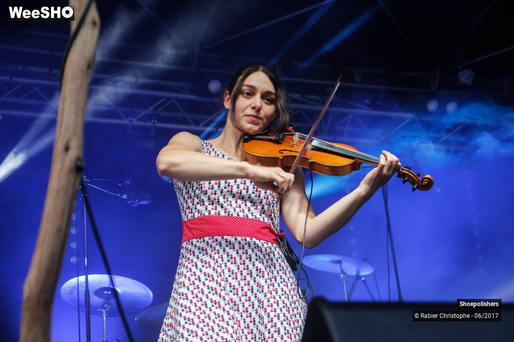 50/51 photos du spectacle Shoepolishers