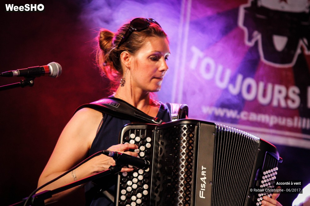 21/27 photos du spectacle Accordé a vent