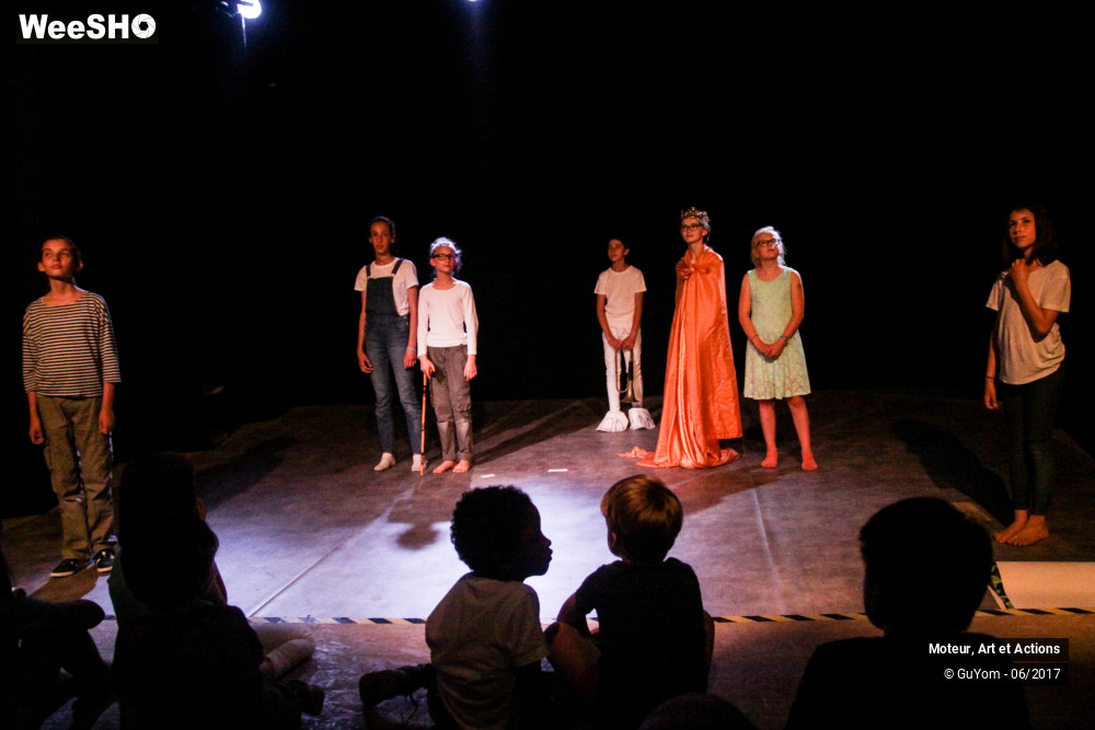 18/50 photos du spectacle La Magie de Lilas