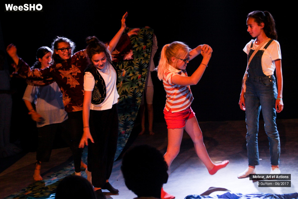 31/50 photos du spectacle La Magie de Lilas