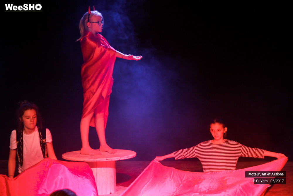 33/50 photos du spectacle La Magie de Lilas