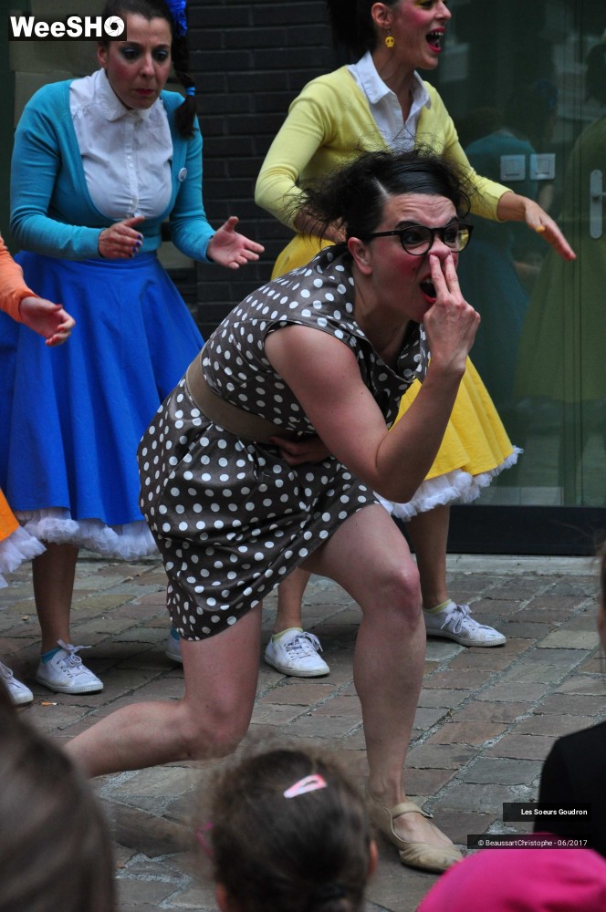 8/51 photos du spectacle Les Soeurs Goudron