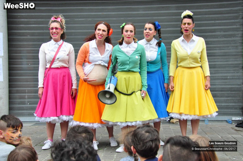 28/51 photos du spectacle Les Soeurs Goudron