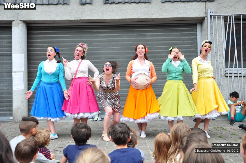 45/51 photos du spectacle Les Soeurs Goudron