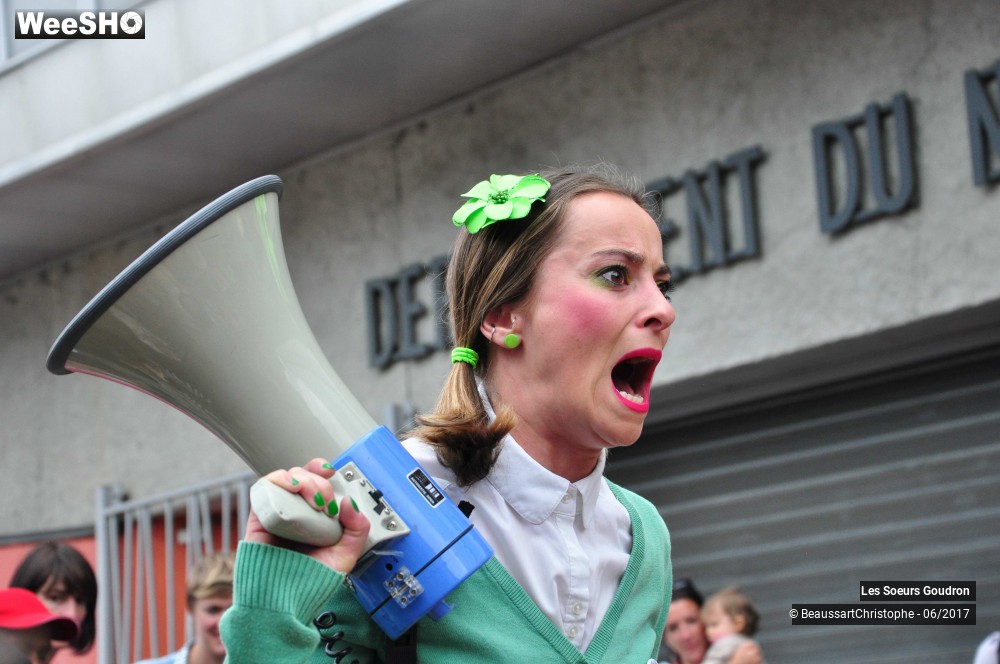 49/51 photos du spectacle Les Soeurs Goudron