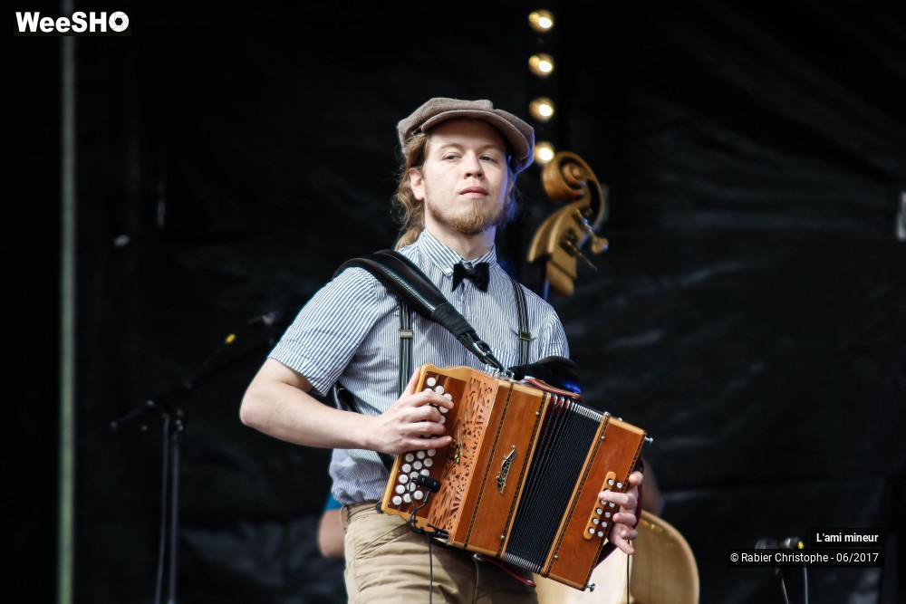 6/42 photos du spectacle L'ami mineur
