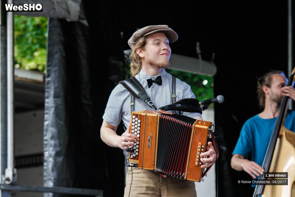 8/42 photos du spectacle L'ami mineur