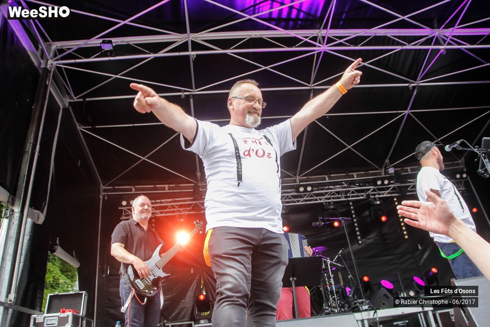 33/36 photos du spectacle Les Fûts d'Osons