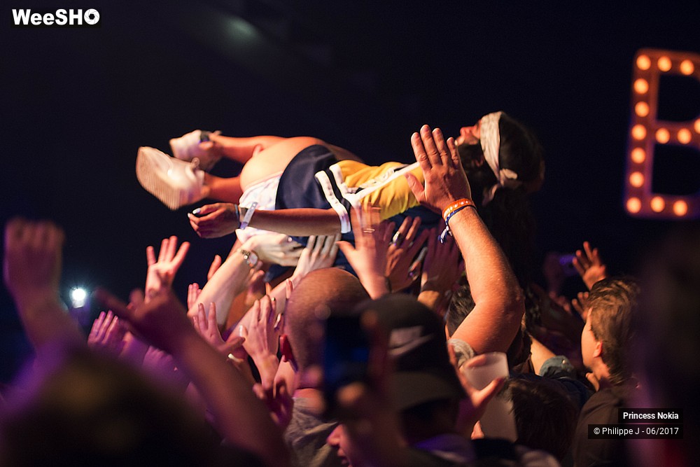 13/16 photos du spectacle Princess Nokia