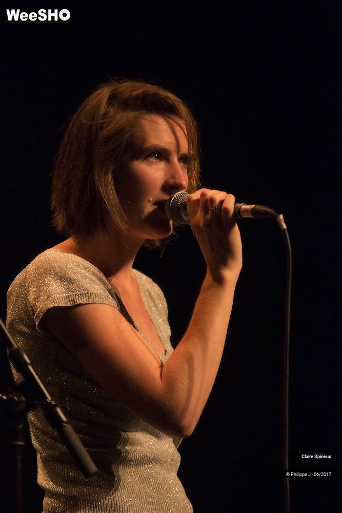 4/9 photos du spectacle Claire Spineux