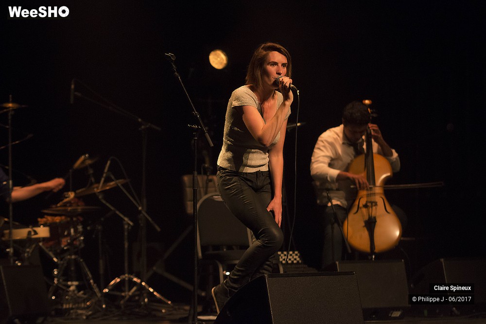 9/9 photos du spectacle Claire Spineux