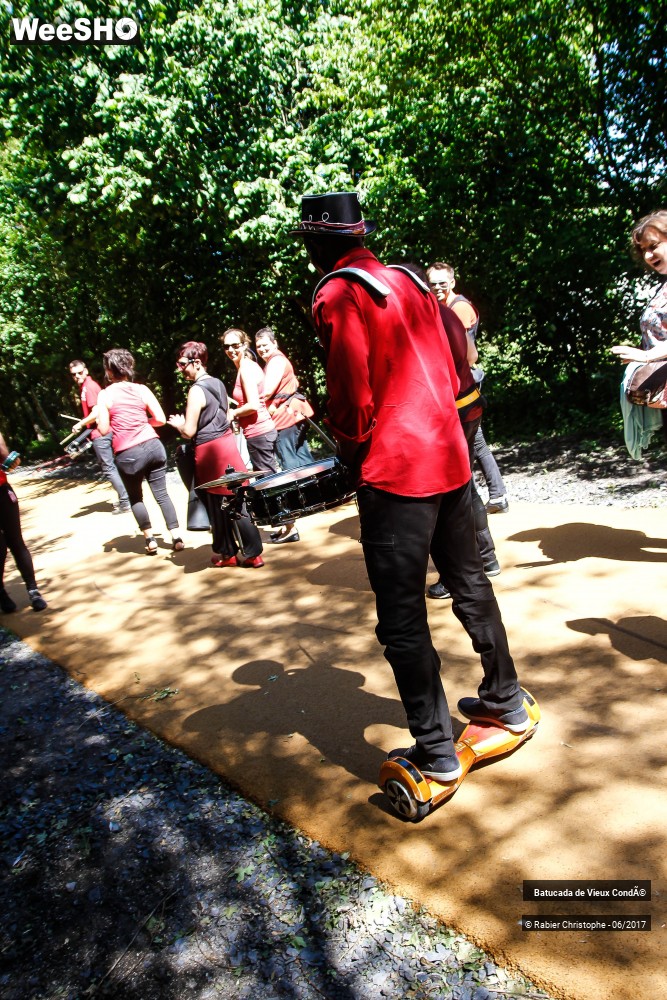 2/25 photos du spectacle batucada de vieux conde