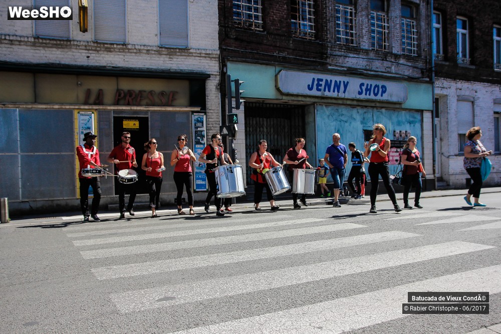 8/25 photos du spectacle batucada de vieux conde