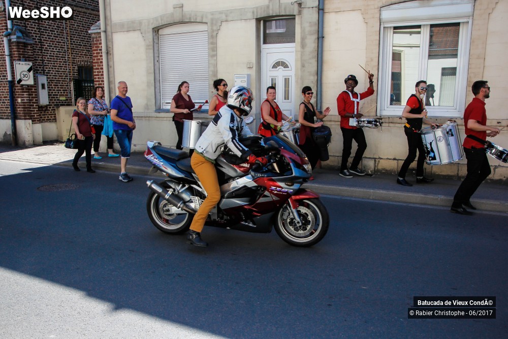 10/25 photos du spectacle batucada de vieux conde