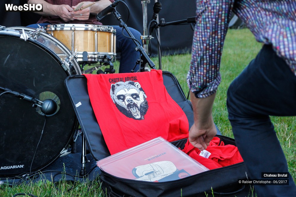 14/46 photos du spectacle Chateau Brutal