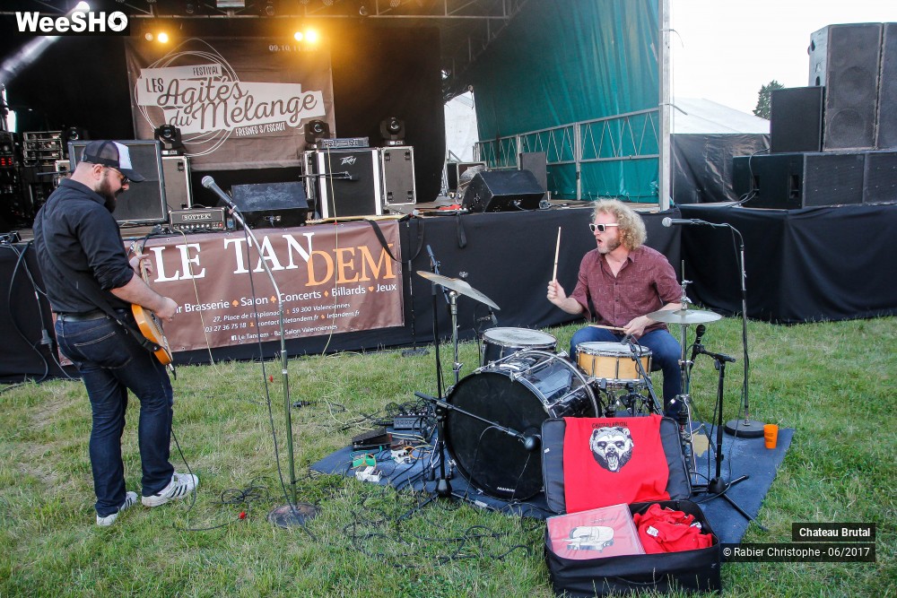 16/46 photos du spectacle Chateau Brutal