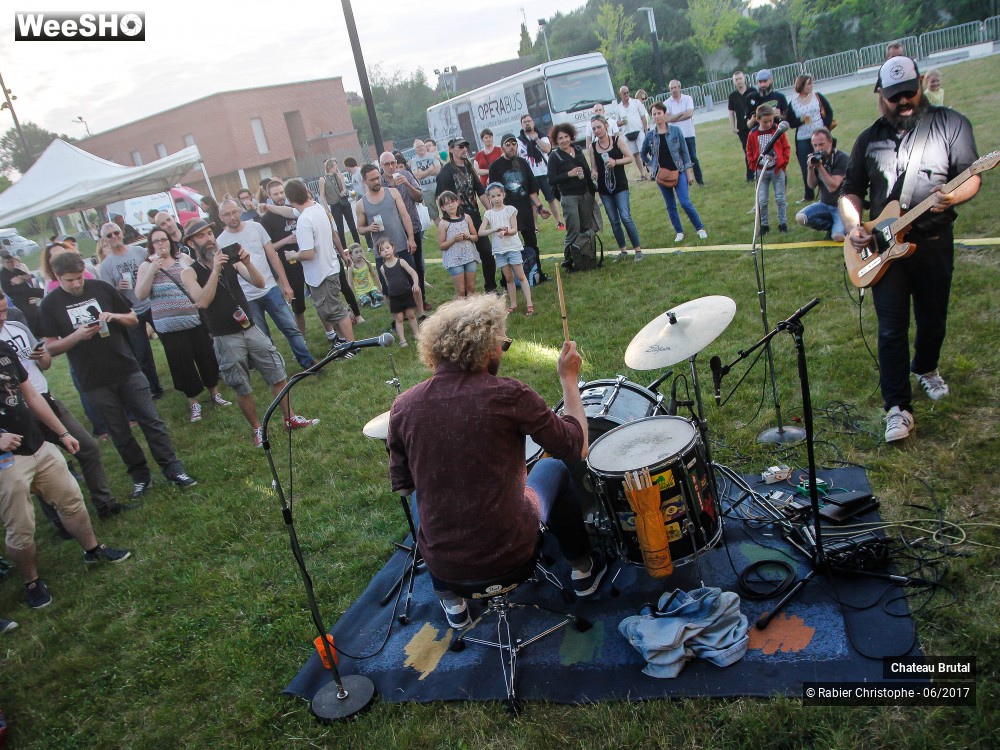 20/46 photos du spectacle Chateau Brutal