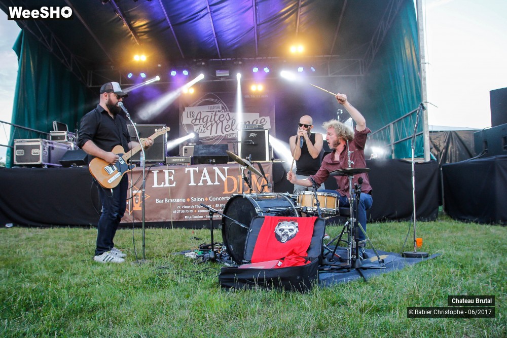 27/46 photos du spectacle Chateau Brutal