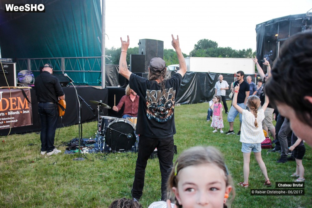 34/46 photos du spectacle Chateau Brutal