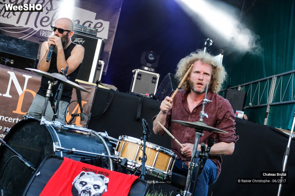 40/46 photos du spectacle Chateau Brutal