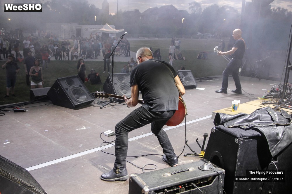 14/27 photos du spectacle The Flying Padovani's